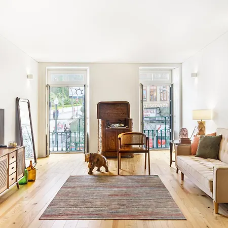 Apartment Inbloom